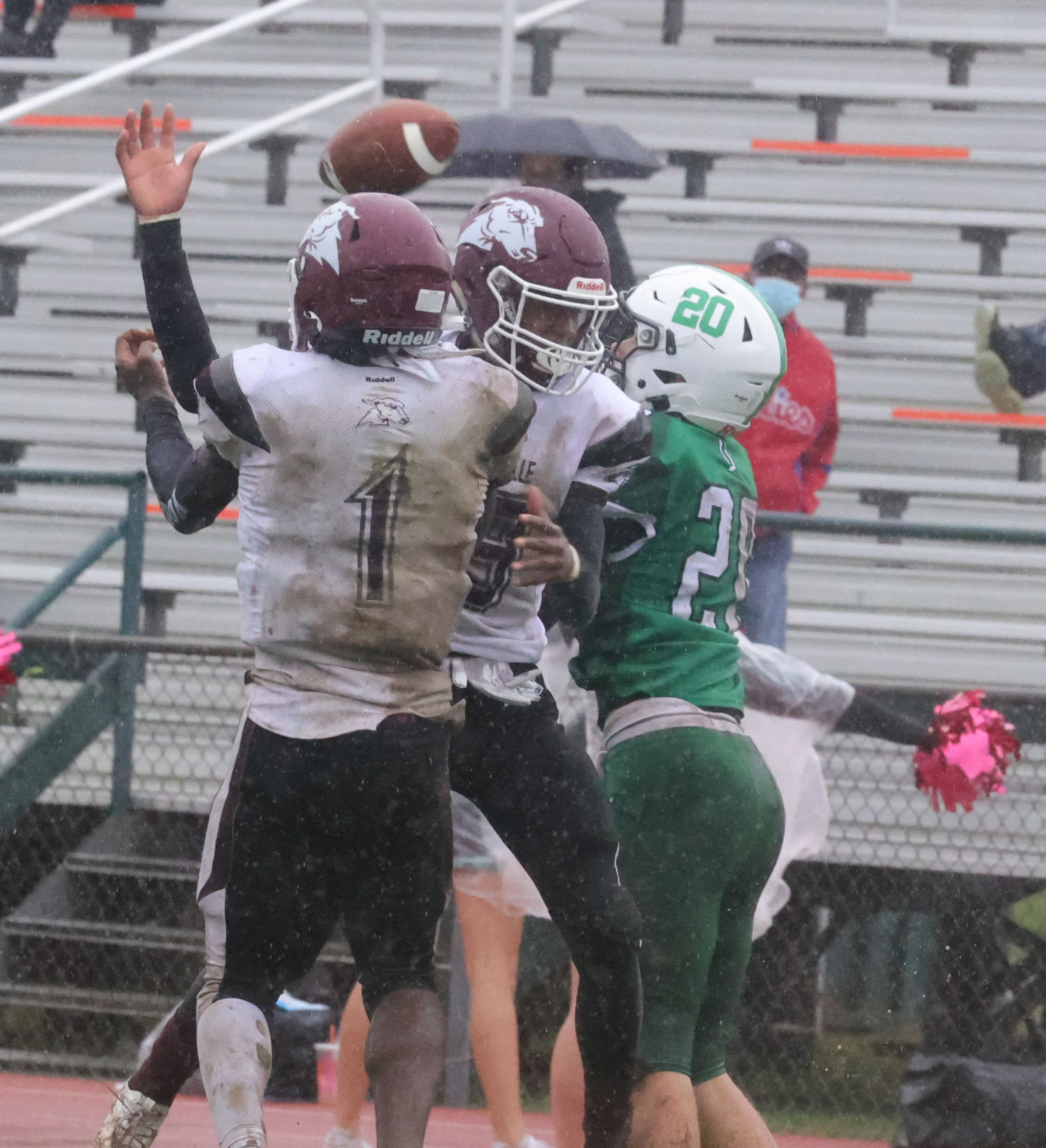 Pleasantville vs Mainland football